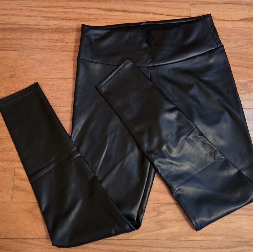Black Faux Leather Leggings NEW W/OUT TAGS